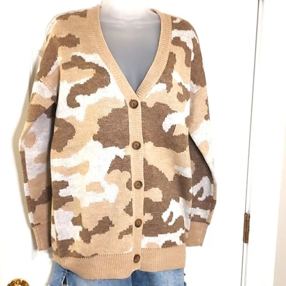 NWT Lucky Brand Natural Camo V-neck Button Front Long Sleeve Cardigan Size M